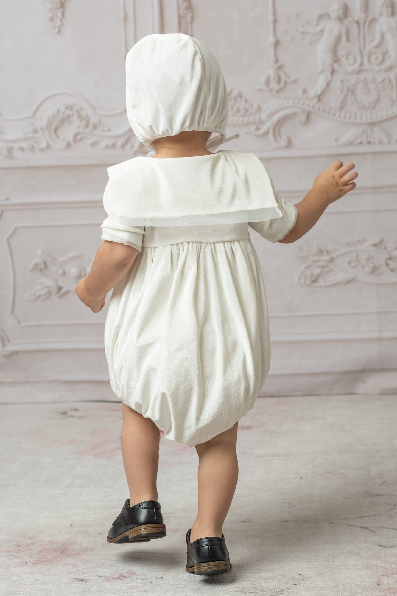 Unisex | Helenus Velour Romper | Ivory