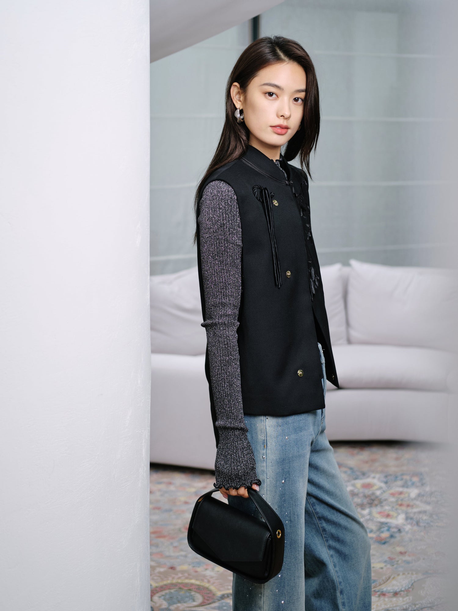 Wool Embroidered Stand Collar Vest | Black