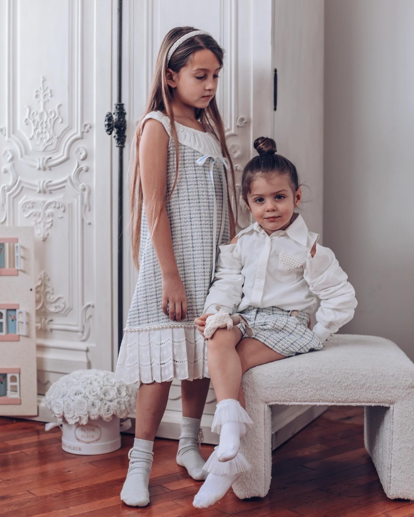 Girl | Iris Blouse and Tweed Shorts Set | White x Ivory x Blue