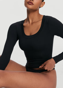 Scoop Neck Long Sleeve Top | Black