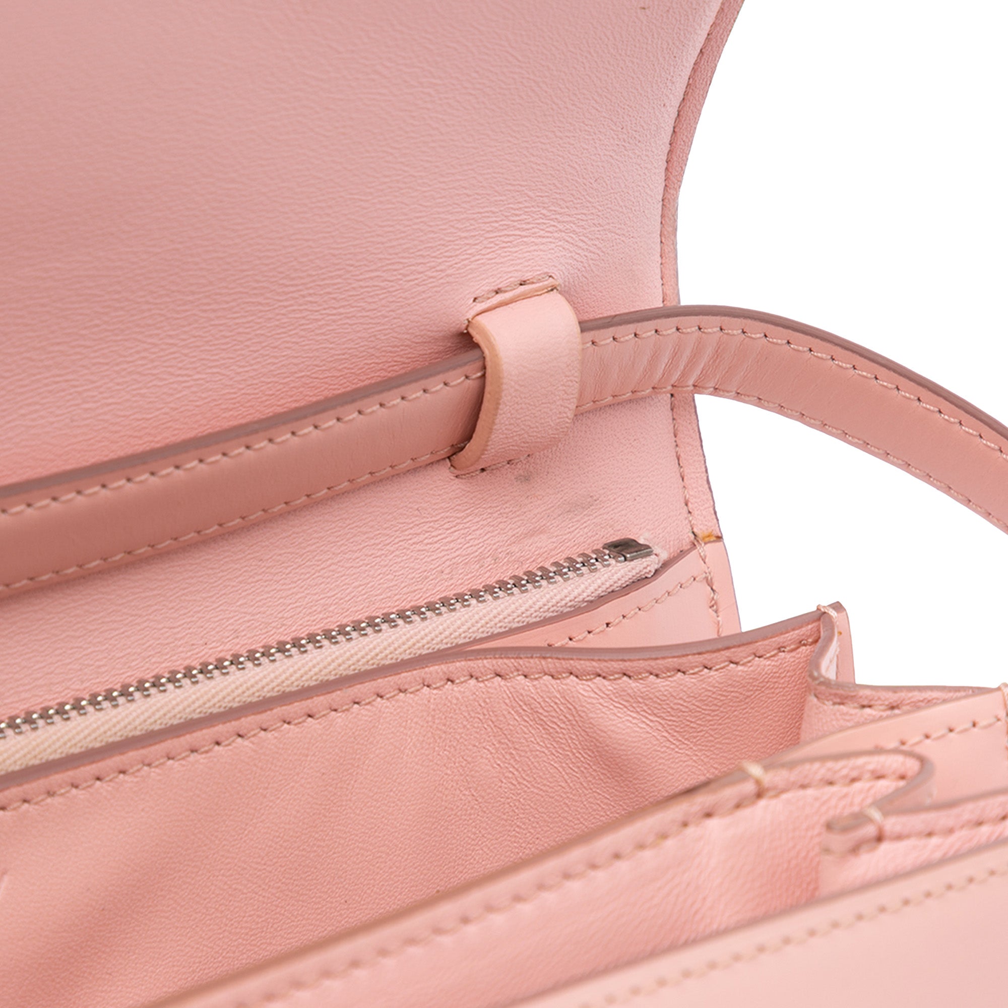 Celine | Pre-Owned Medium Calfskin Classic Box - II | Pink/Light Pink