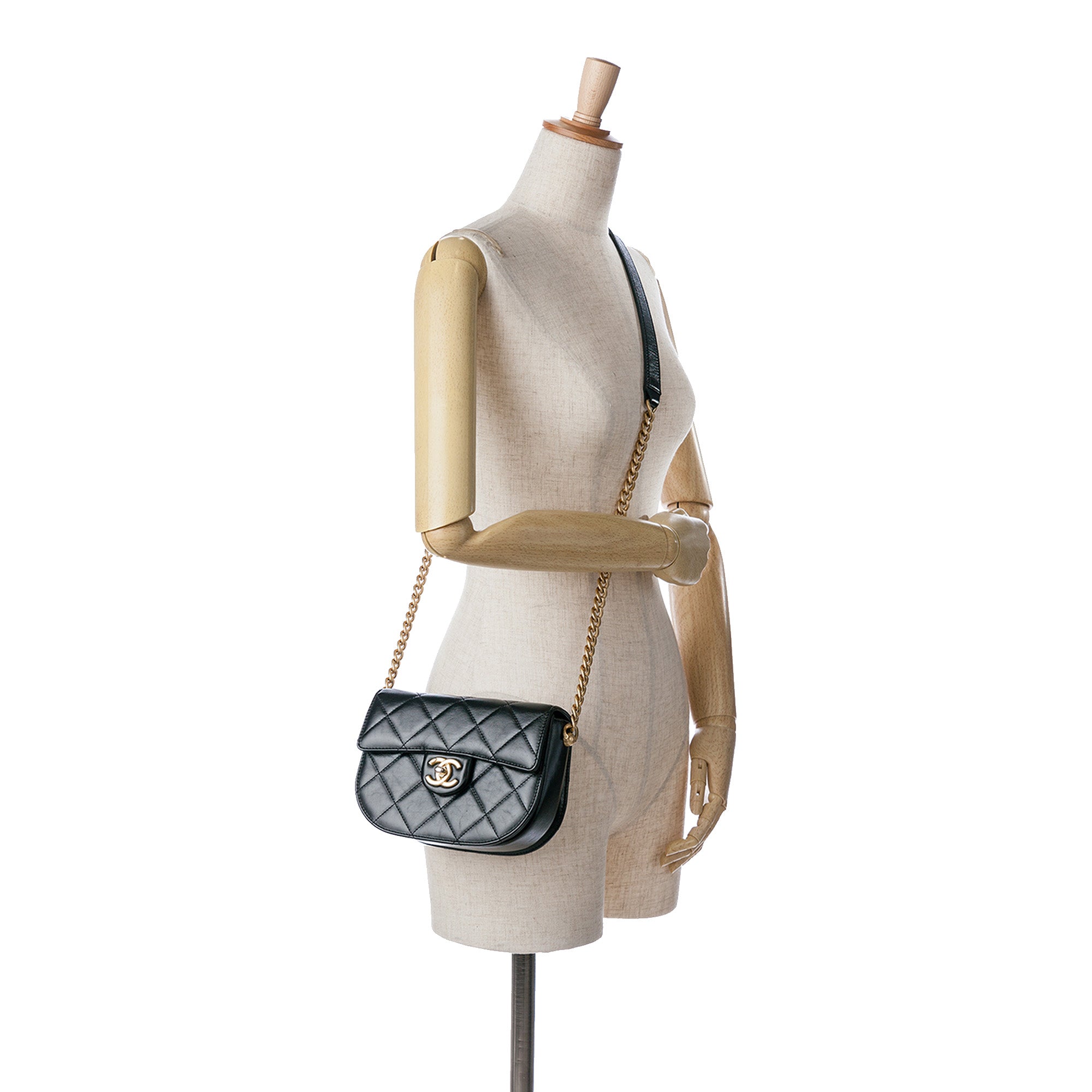 Chanel | Pre-Owned CC Quilted Calfskin Round Moon Messenger Flap | Black