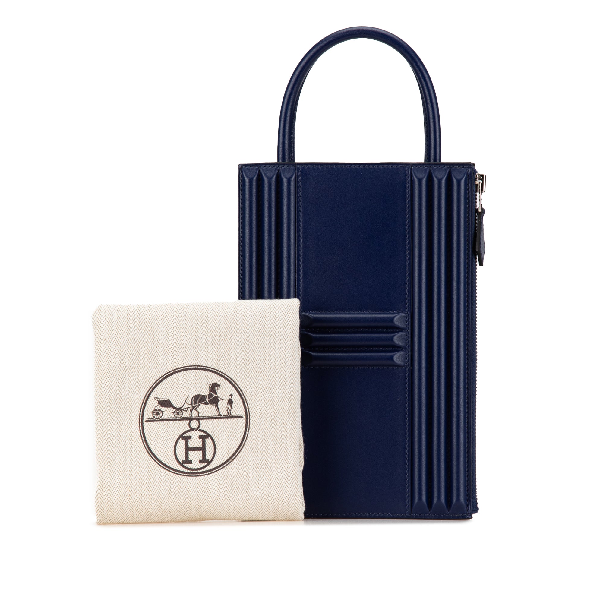 Hermes | Pre-Owned Tadelakt Kelly Cadena Handbag | Blue/Navy