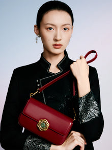 Hetian Jade Rotating Peony Button Bag | Brown