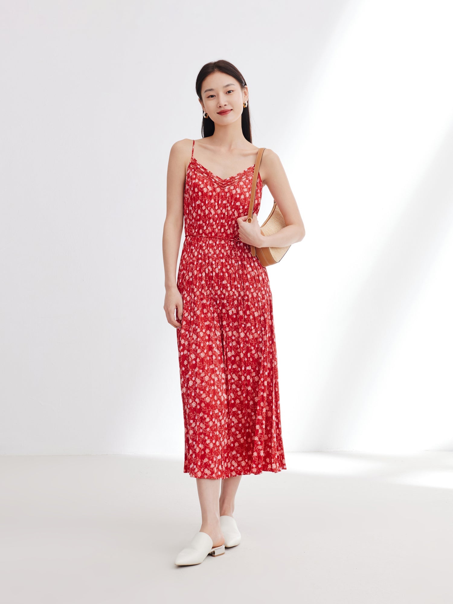 Traditional Chinese Style Floral Suspenders Dress | Red