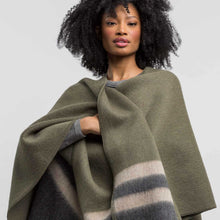 Aspen Cape | Forest Green/Charcoal/Light Taupe