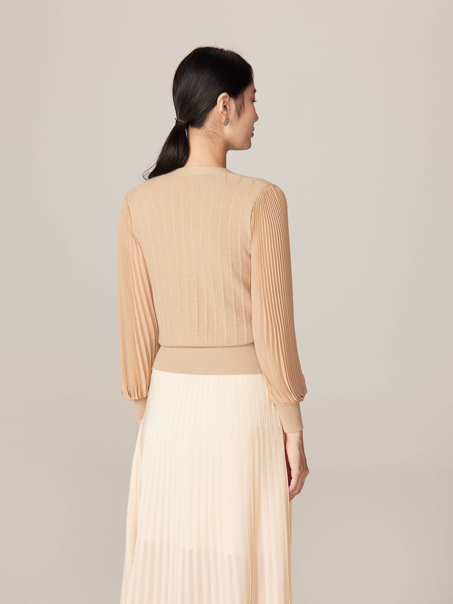 V-Neck Knit Top | Beige