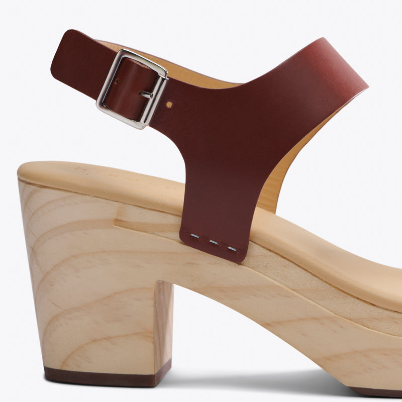 Product Image 6 of the All-Day Open Toe Clog Brandy Nisolo