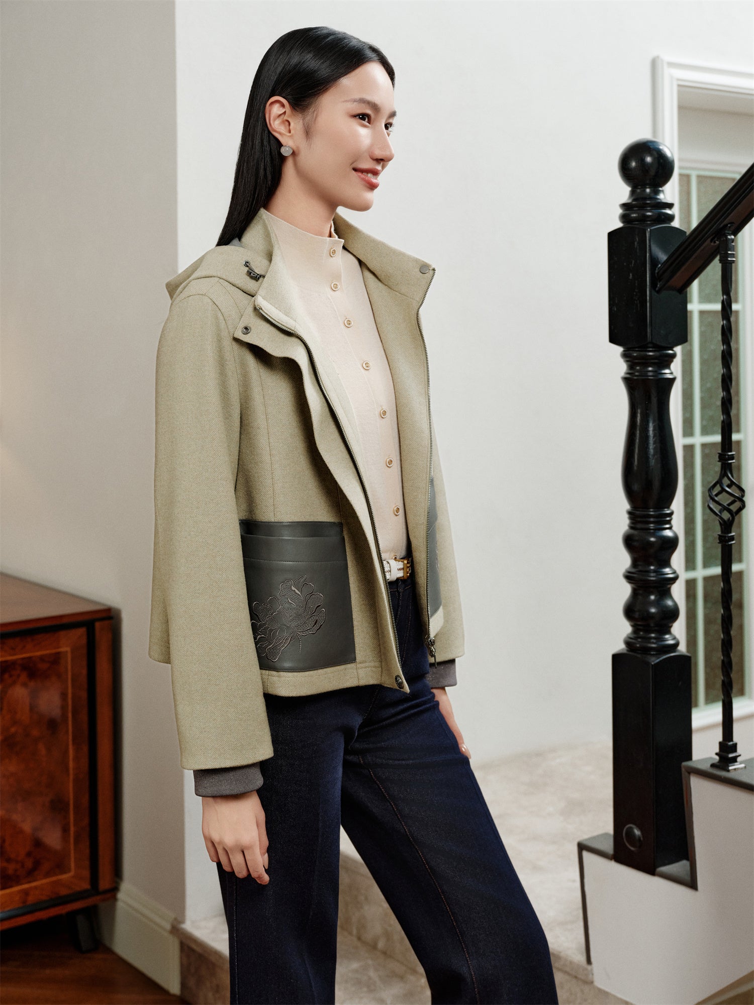 Classic Short Hooded Embroidered Jacket | Green