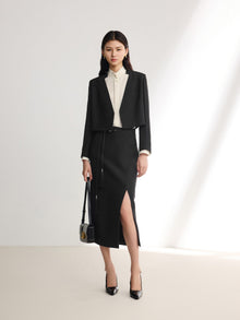 Subtle Shoulder Embroidery Blazer | Black