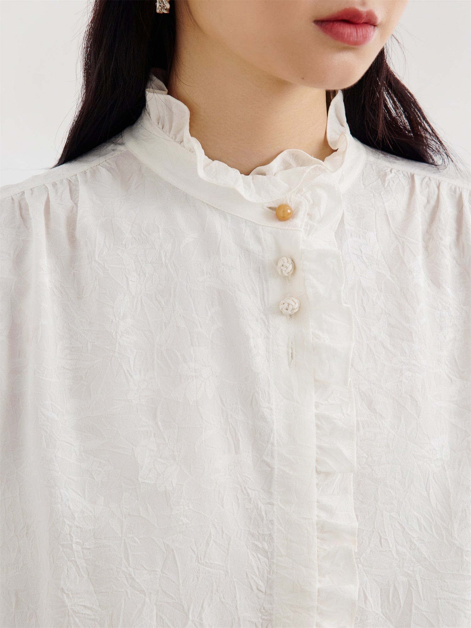 Emphasized Silk Placket Shirt | White