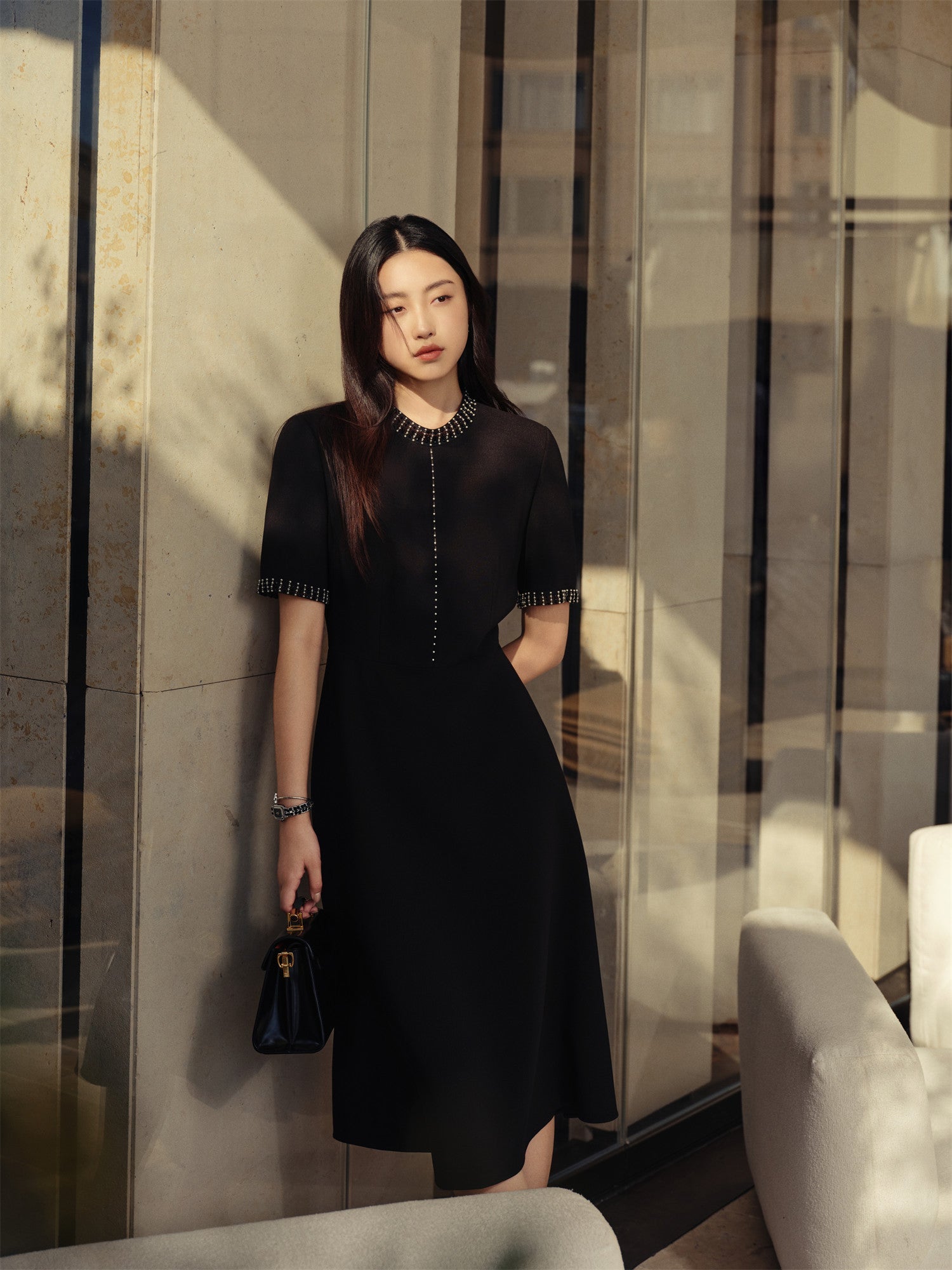 Waist-Fitted Dress | Black