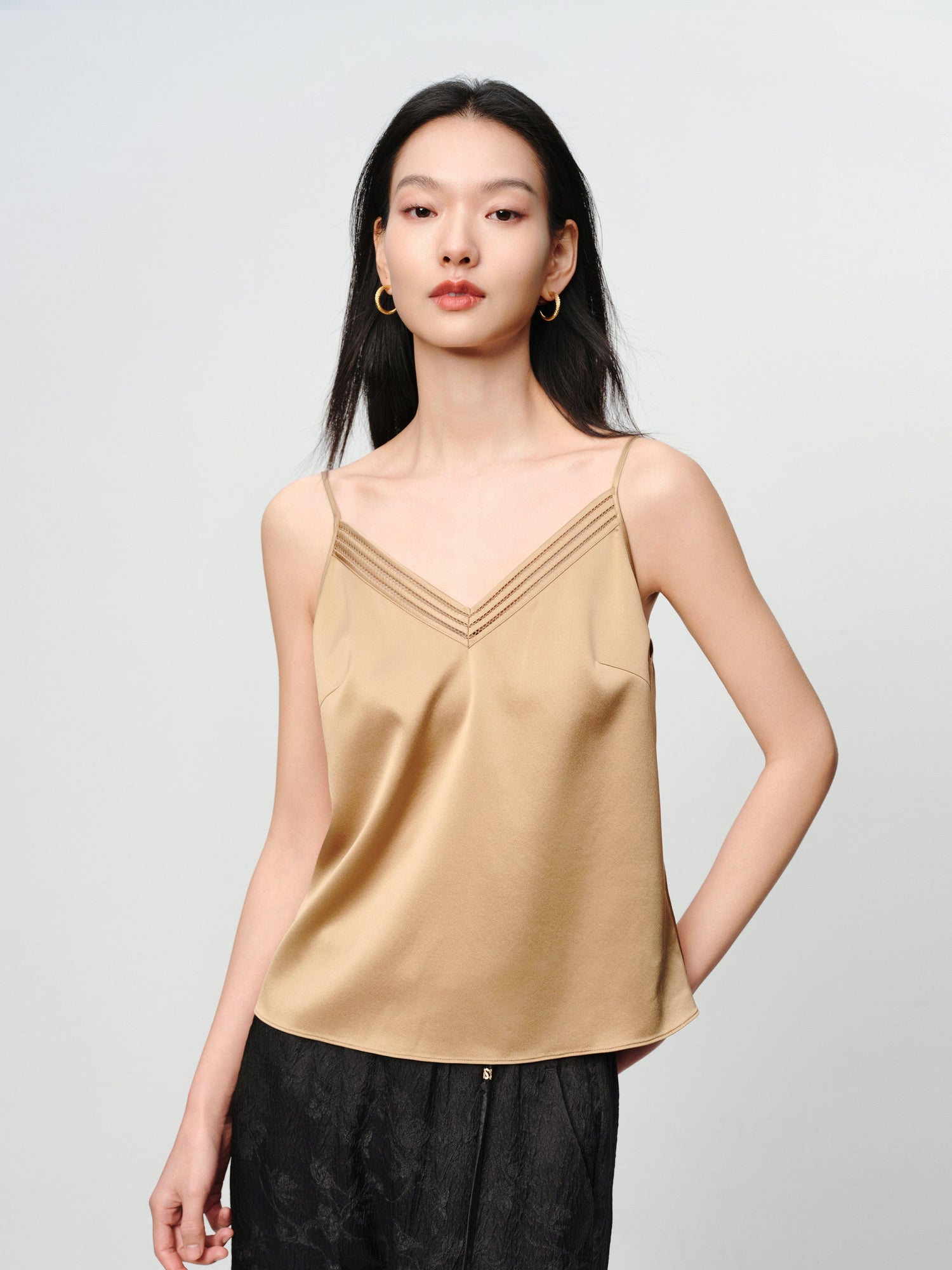 Silk V-neck layering camisole | Brown