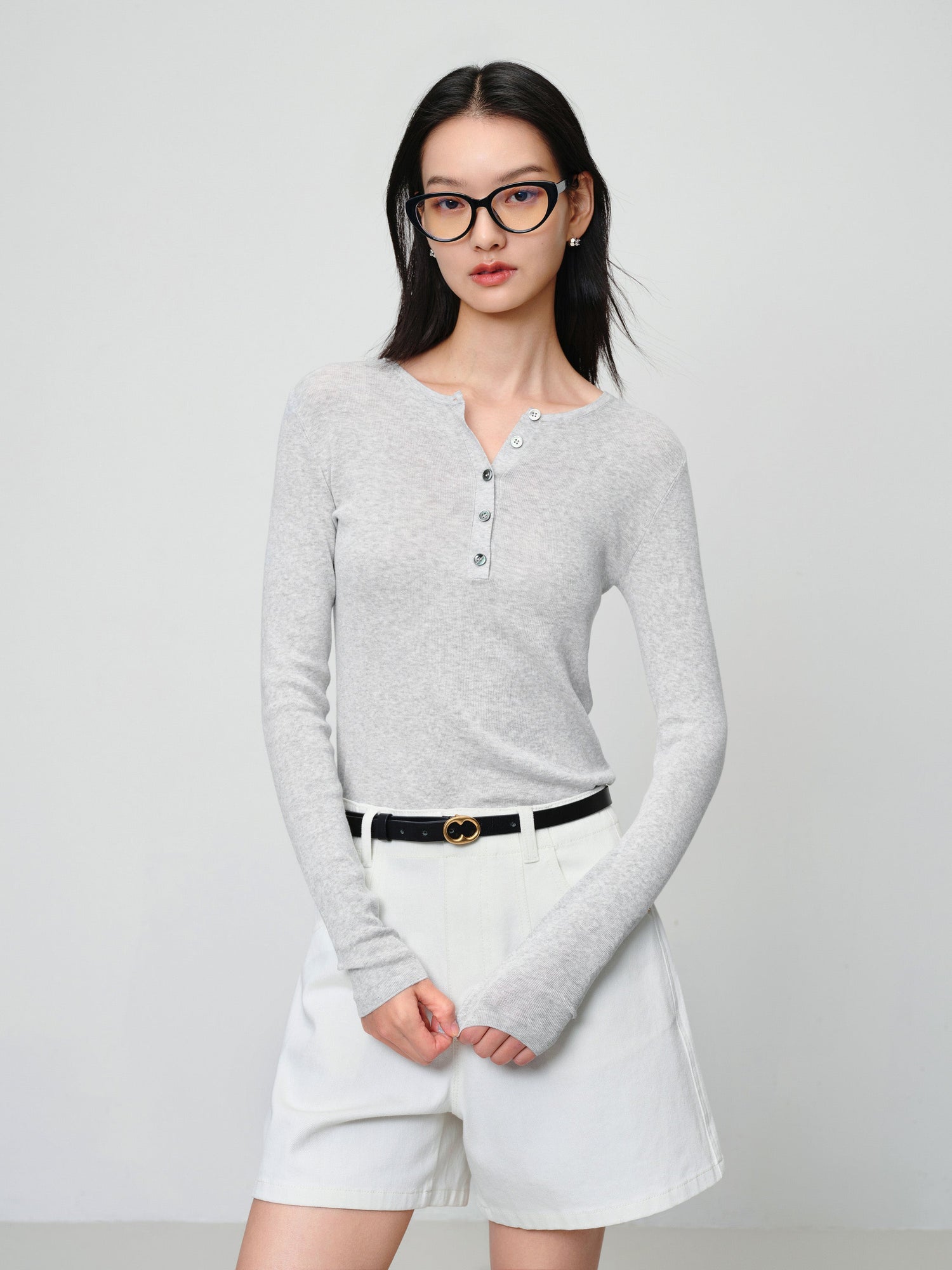 Slim round neck knit base sweater | Grey