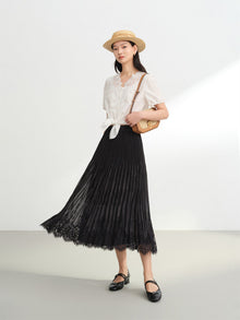 Classic Vintage Lace Pleated Skirt | Black