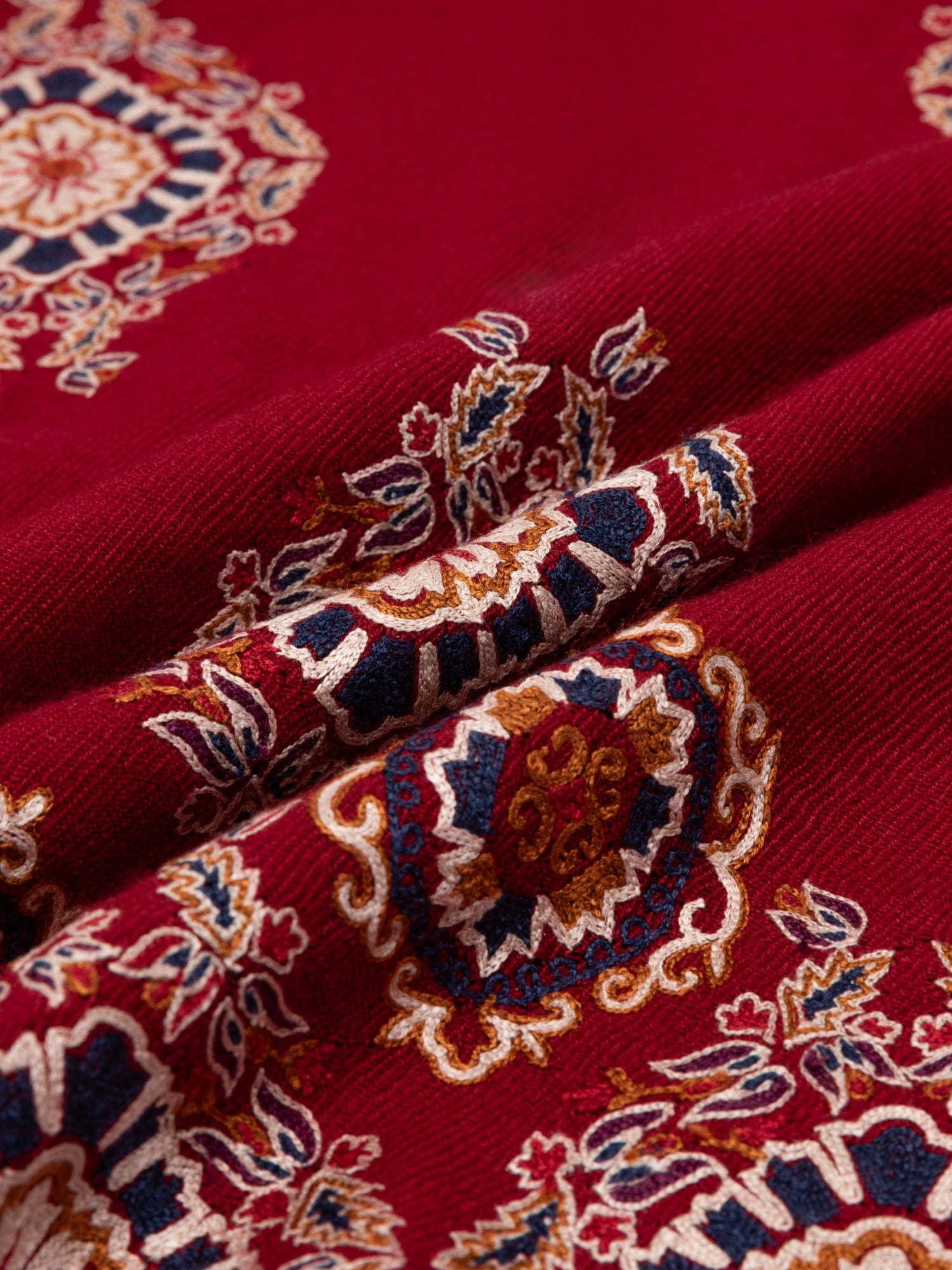 Embroidered Cashmere Scarf | Maroon