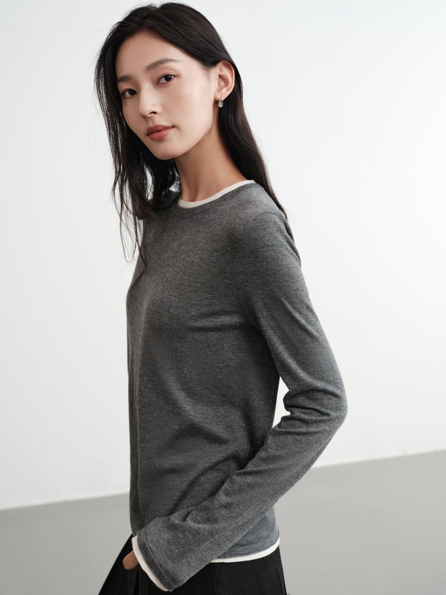 Slub Yarn Round Neck Knit Top | Grey