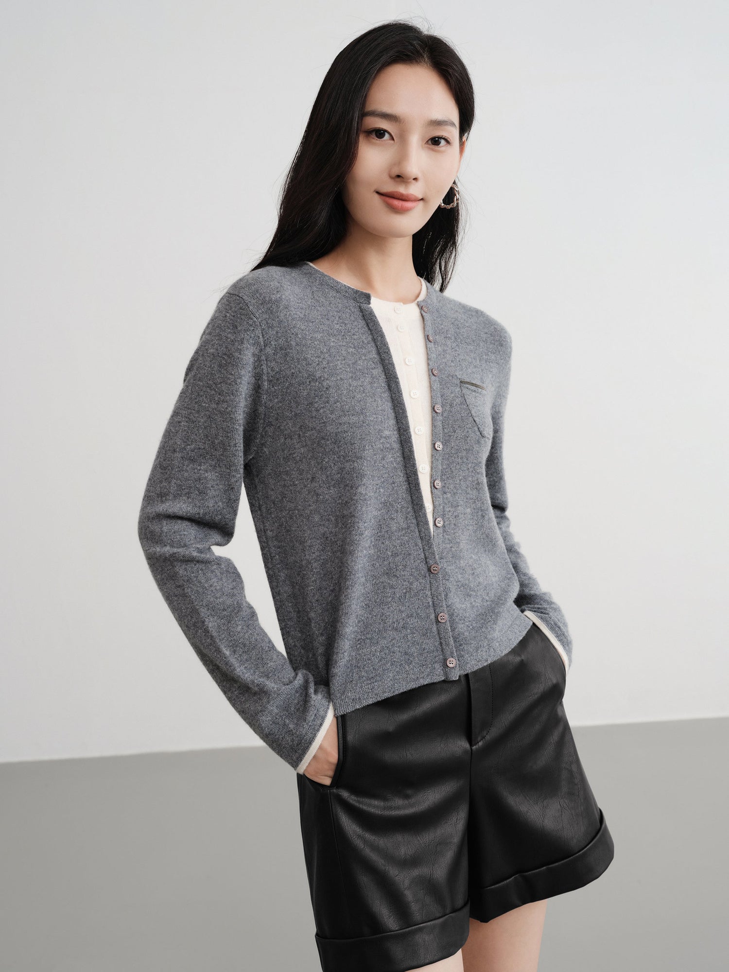 Layered Collar Soft Wool Cashmere Old Money Style Sweater | Grey