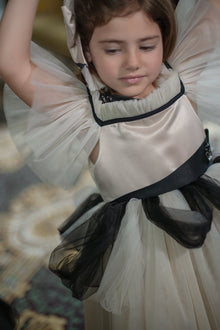 Girl | Grace Tulle Dress | Beige x Black