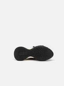 Flyknit Sneaker | Black