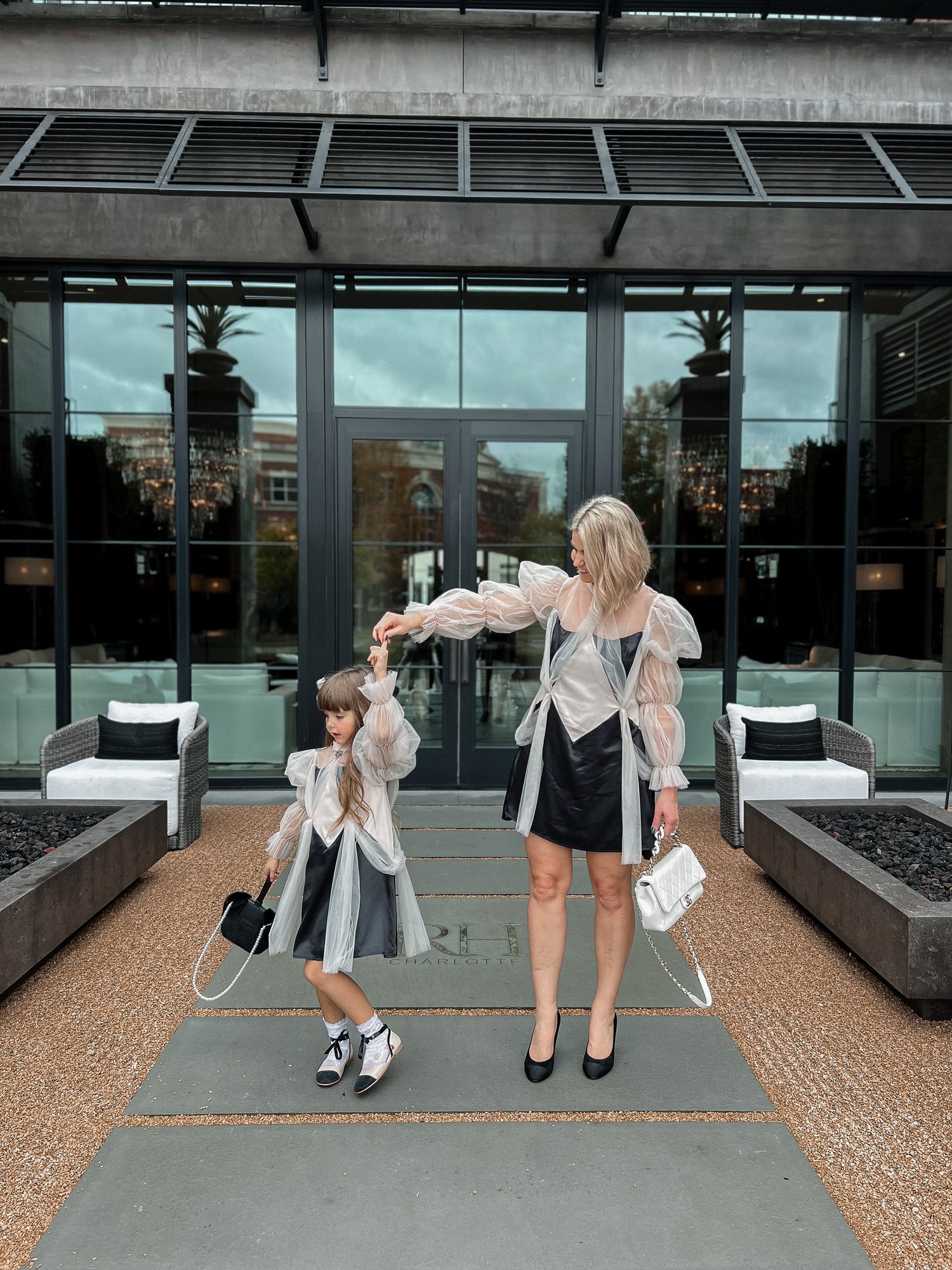 Women | The Paris Mom Dress | Black x Beige