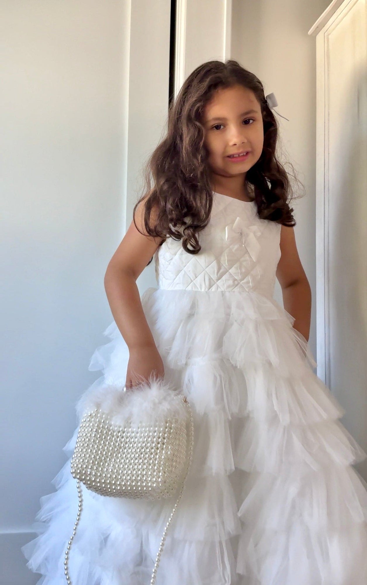 Girl | Pearl Handle Pouch Bag | White