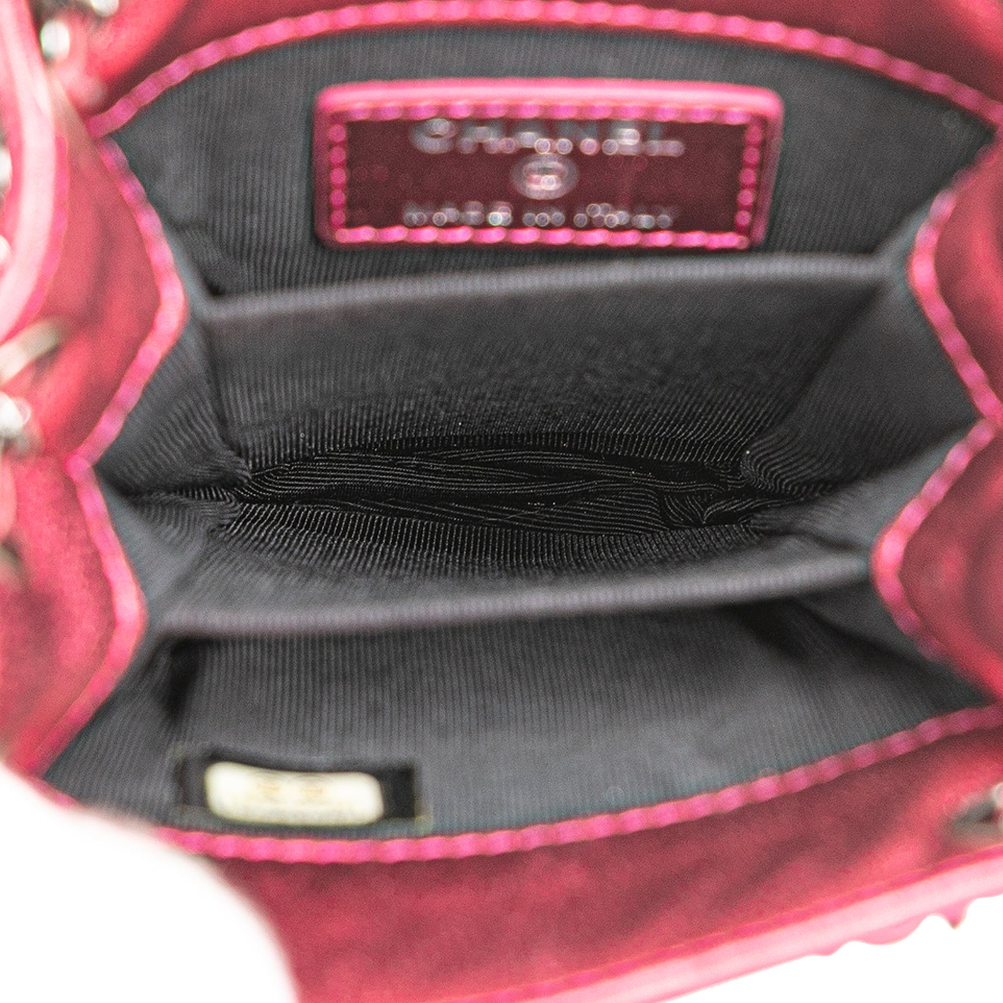 Chanel | Pre-Owned CC Patent Phone Holder Crossbody | Pink/Dark Pink