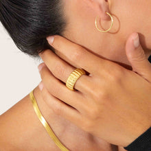14K Yellow Gold Aurelia Bold Ring_A_1315.jpeg