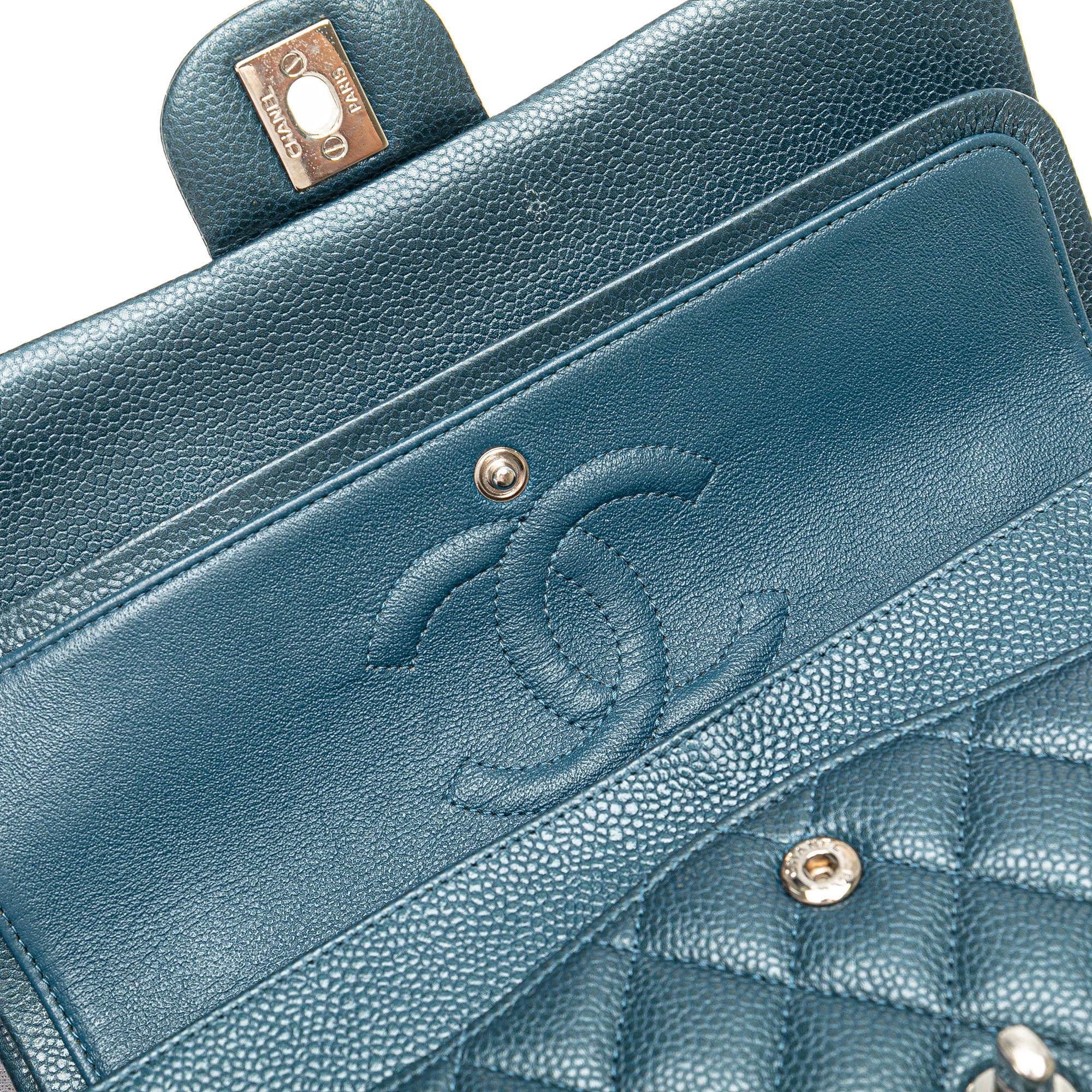Chanel | Pre-Owned Medium Classic Caviar Double Flap - I | Blue/Peacock