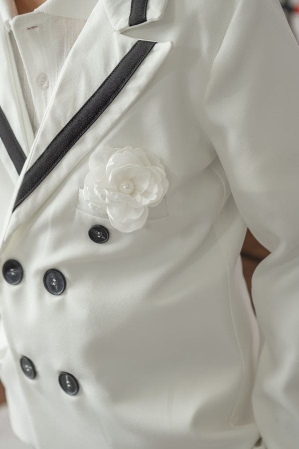 Boy | Alex Blazer With Black Contrast Line | White