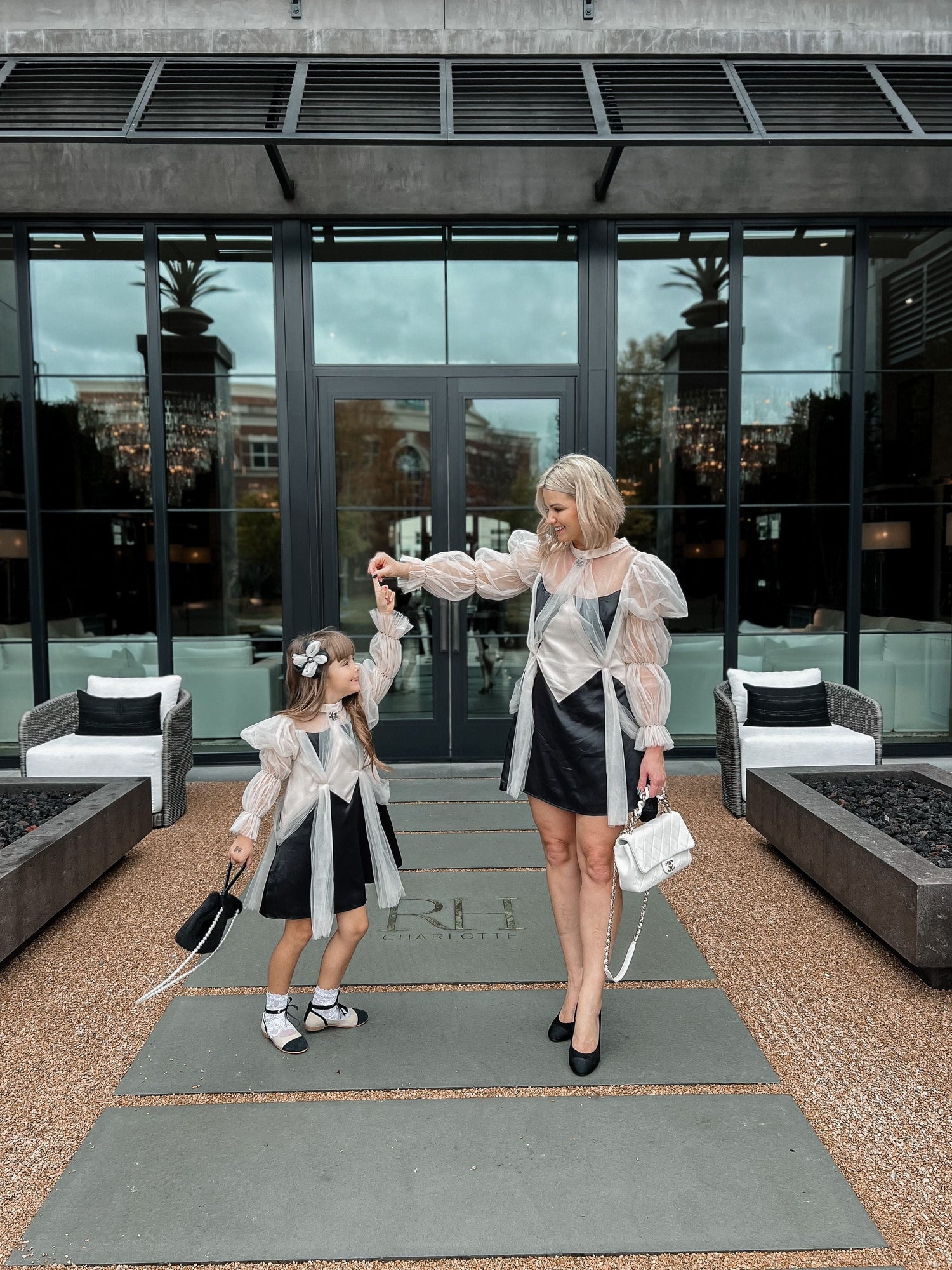 Women | The Paris Mom Dress | Black x Beige