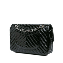Chanel | Pre-Owned Medium Classic Chevron Patent Double Flap - I | Black