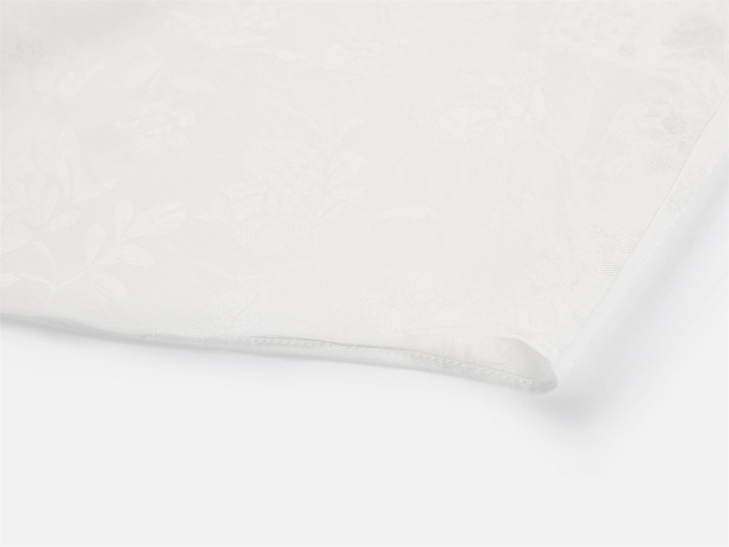 Emphasized Silk Placket Shirt | White
