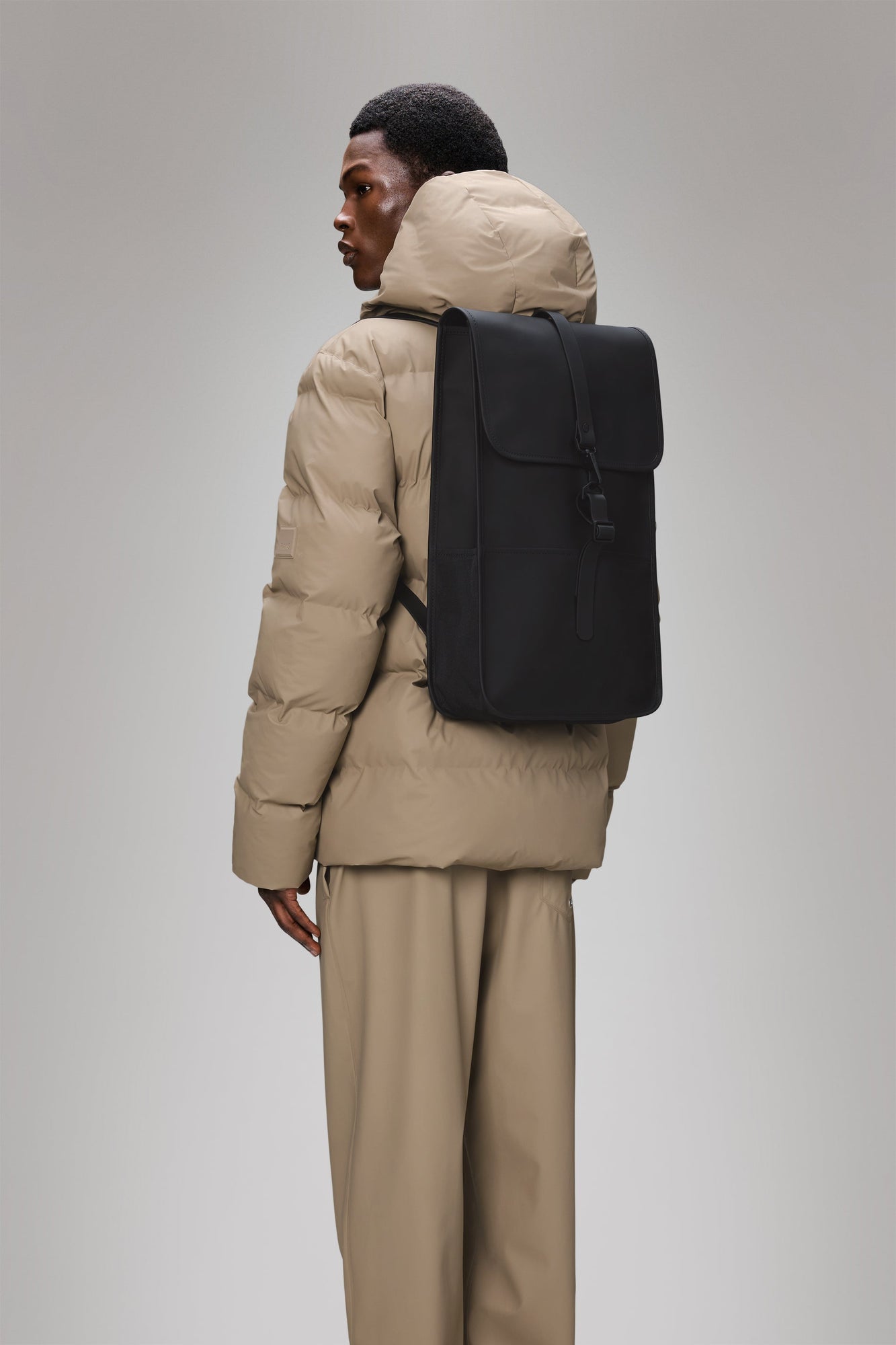 RAINS Backpack Black 17L H50 x D12 x W30 cm Backpack