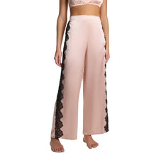 Victoria Pant | Lexi Blush/Black