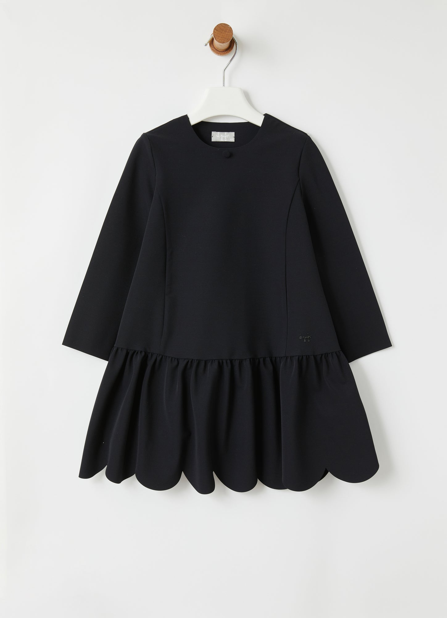 Wide Collar Sensitive Fabrics Dress | Black