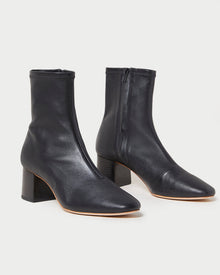 Color: Black