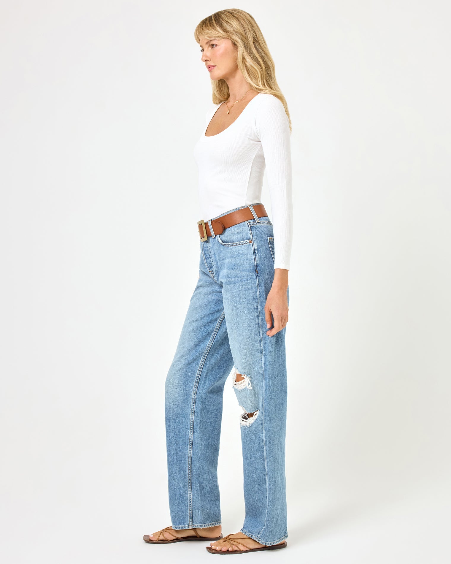 White | Model: Lura (size: S)