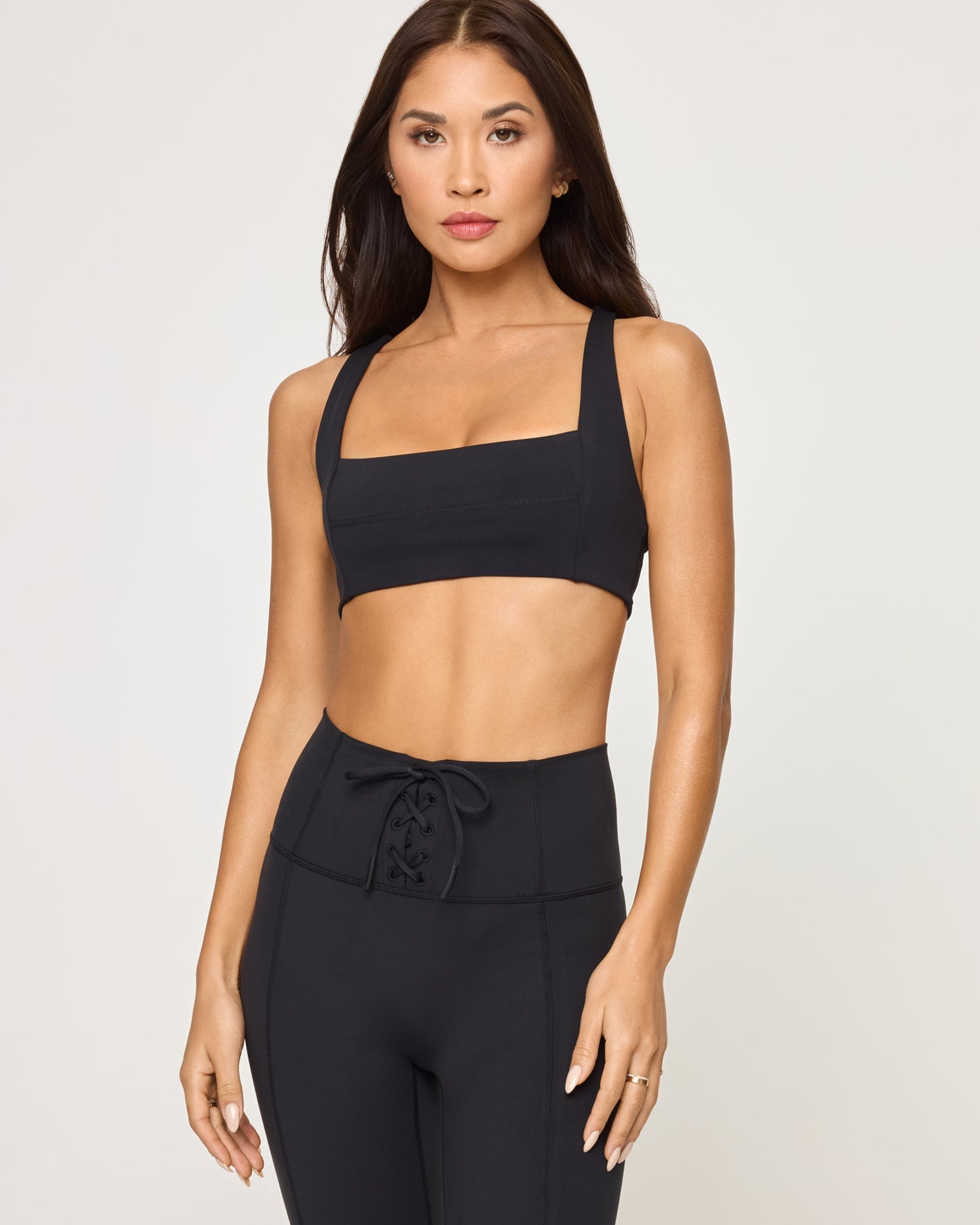 Black | Model: Jocelyn (size: S)