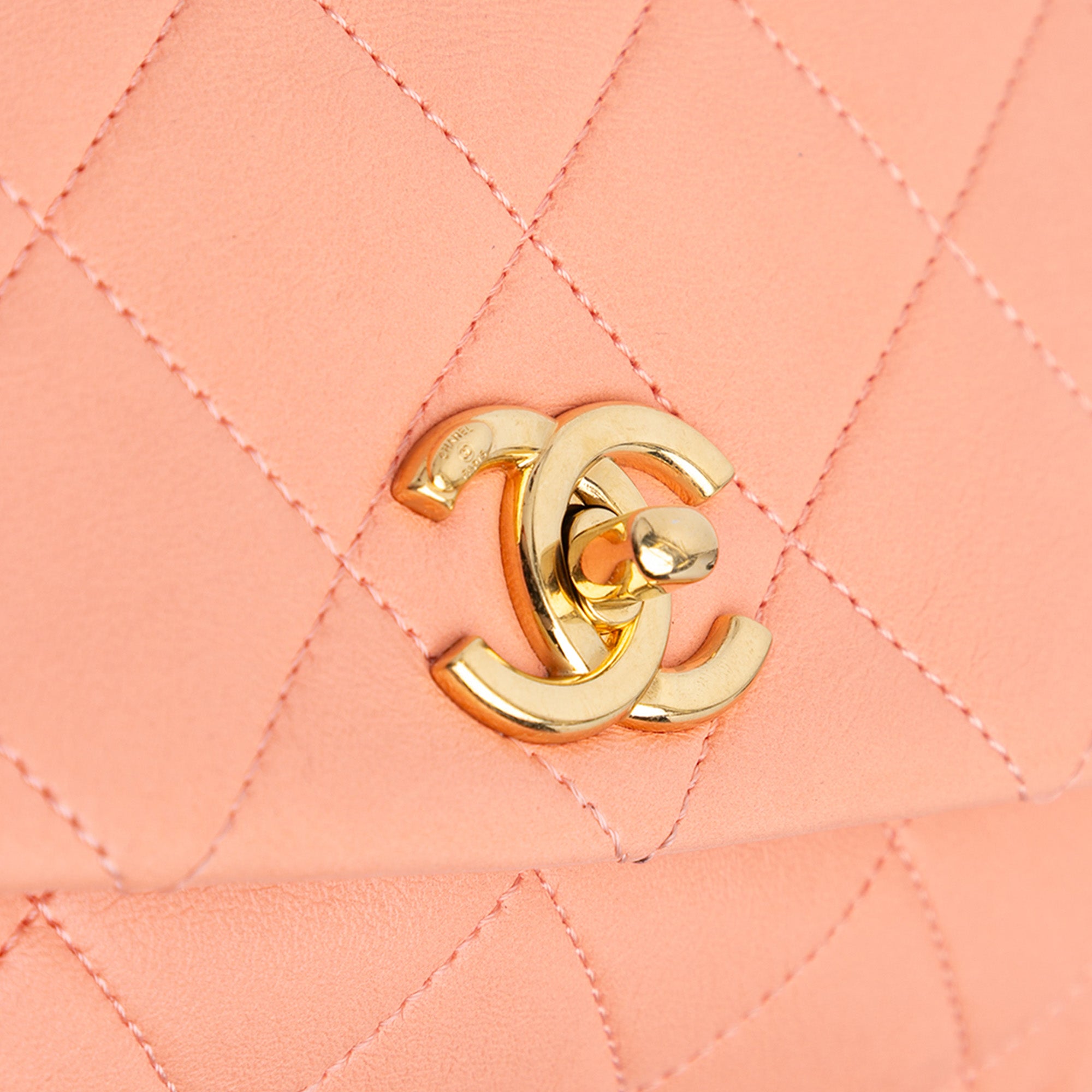 Chanel | Pre-Owned Small Lambskin Color Match Flap | Pink/Salmon