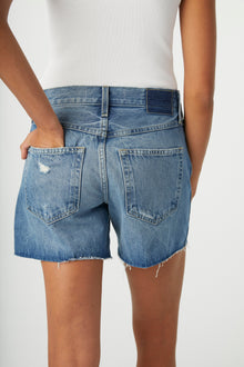 AMO Denim Billie Short in Warmth