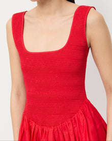 Color: Red