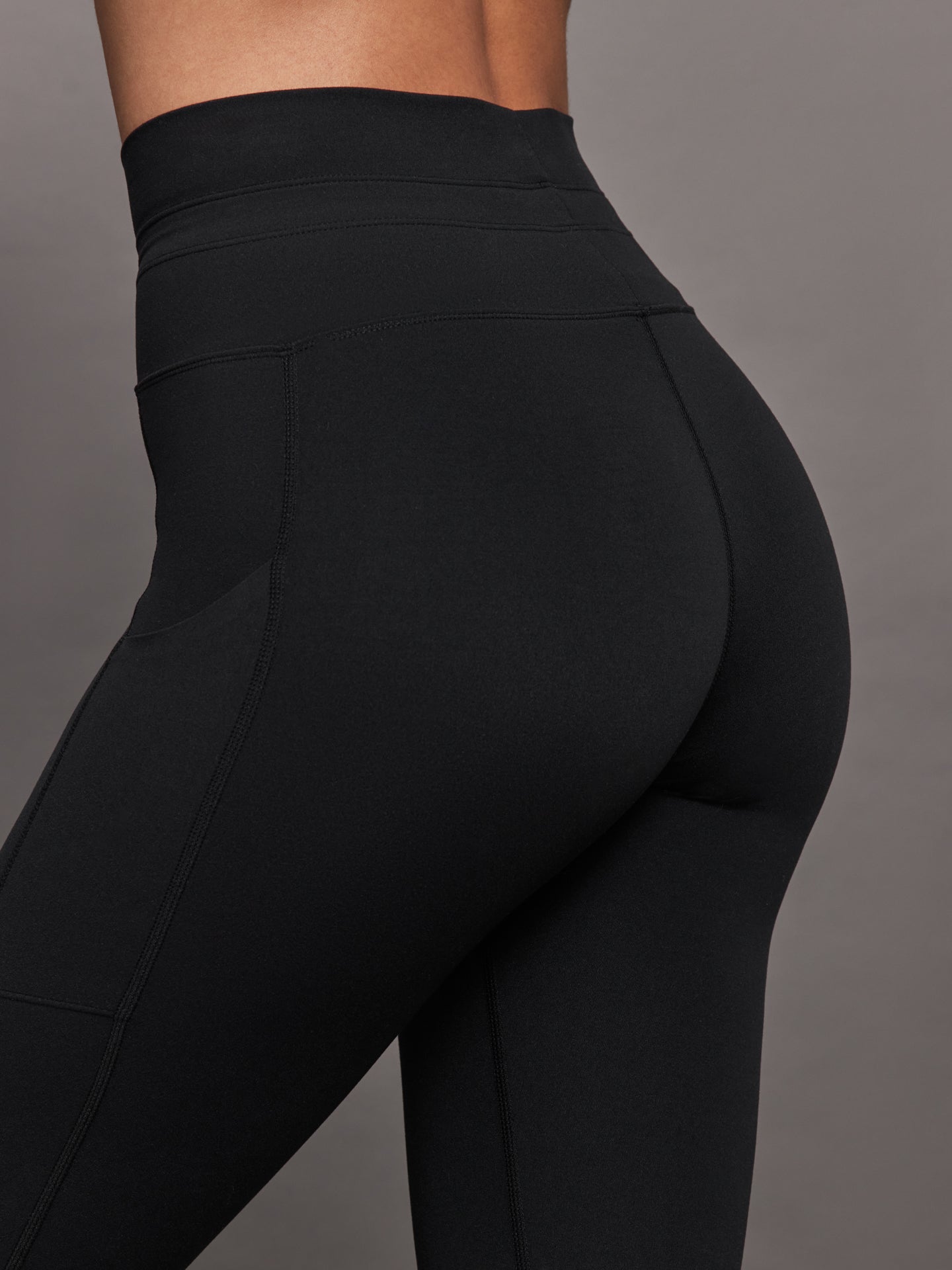 High Rise Pocket Legging in Melt | Black