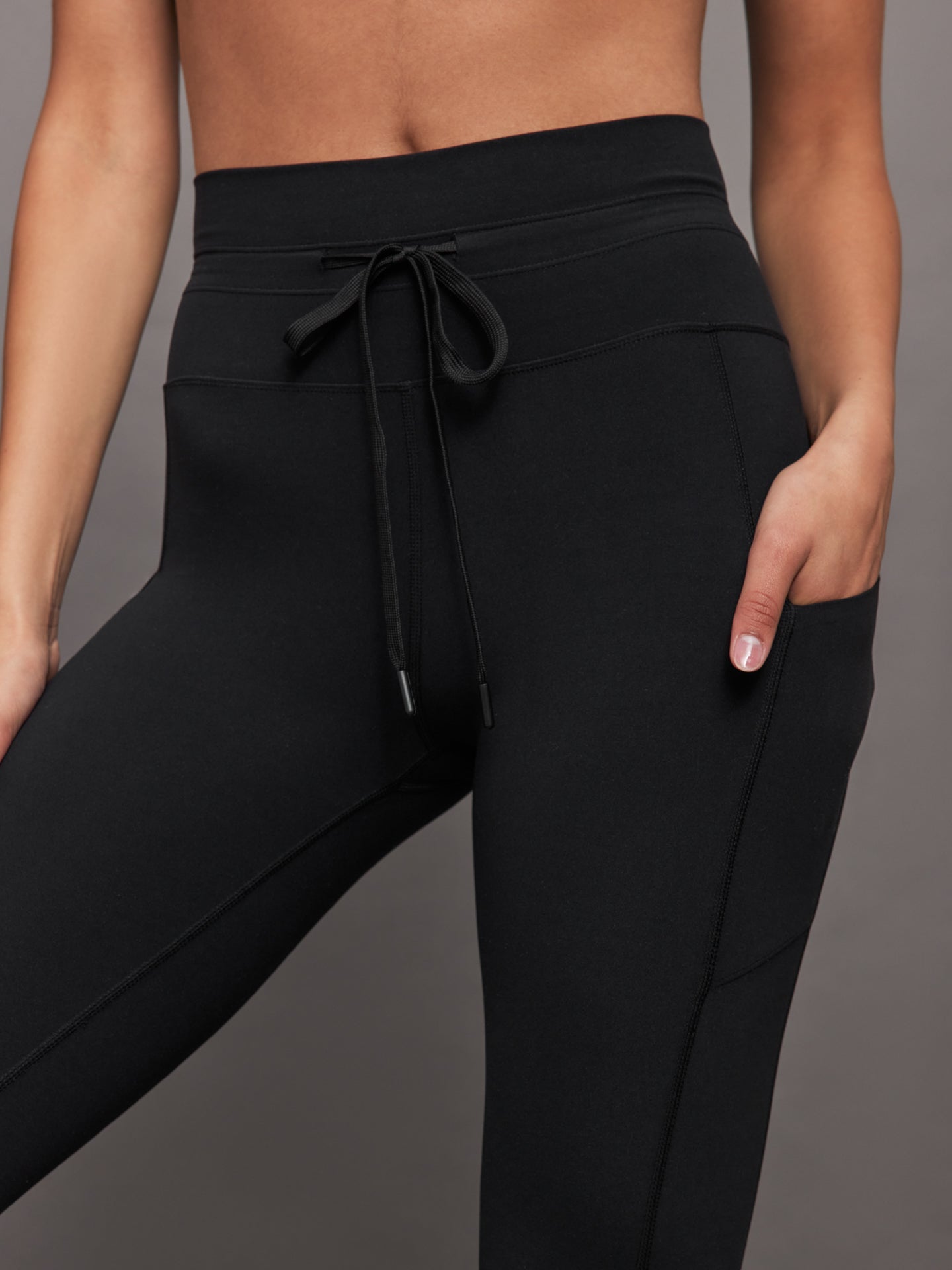 High Rise Pocket Legging in Melt | Black