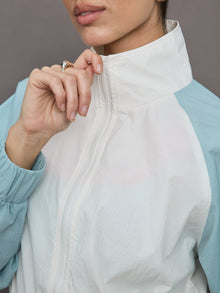 Colorblock Windbreaker | Cloud Dancer / Sky Blue