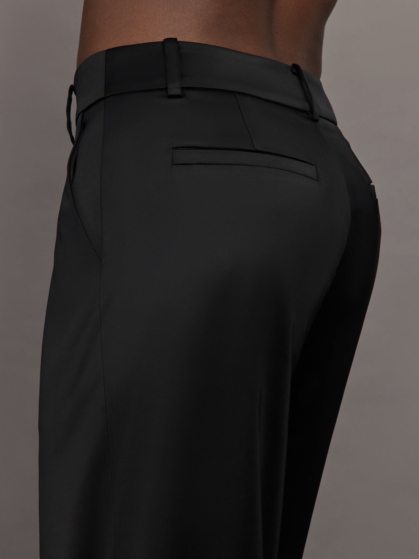 Satin Straight Leg Pant | Black