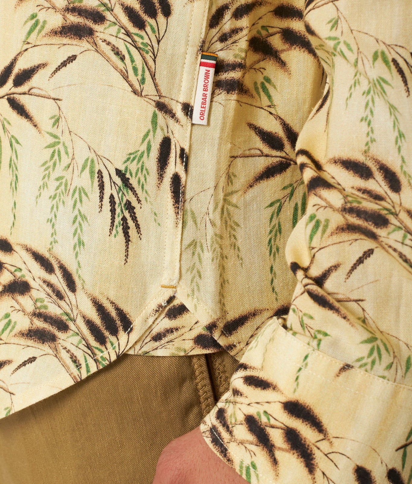 Colburn Tailored Fit Catkin Print Long-Sleeve Linen Shirt | Latte
