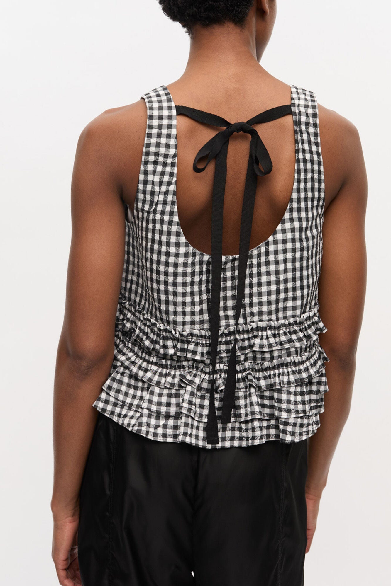 Crinkled Check Frill Top | Black
