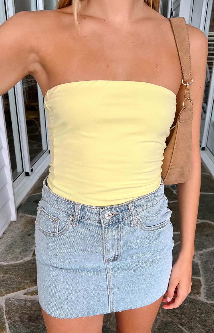 Siletto Star Denim Low Rise Mini Skirt | Light Wash