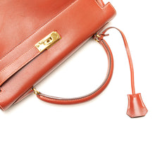 Hermes | Pre-Owned Box Calf Kelly Retourne 32 | Red